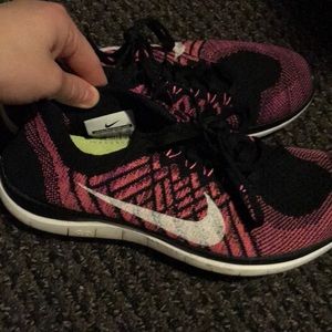 Nike Flyknit Sneakers